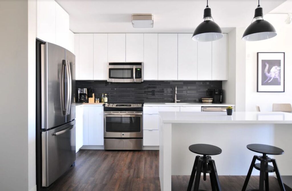 kitchen with hanging lights over counter